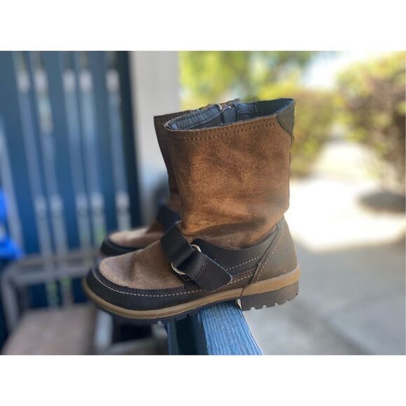 Women's Merrell Emery Buckle Boots Shoes Sz 5.5 US - Picture 1 of 10